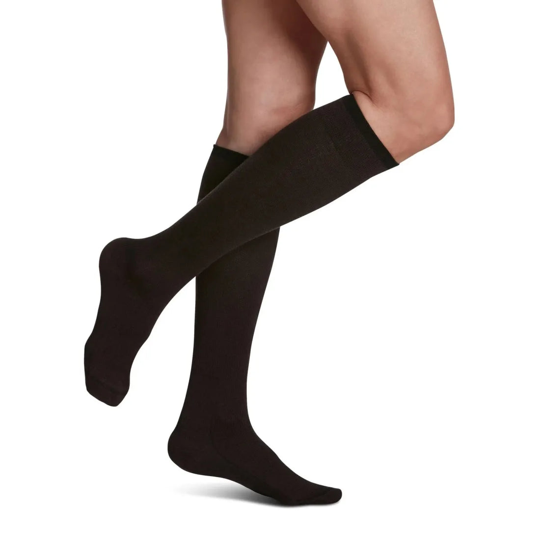 Sigvaris Knee High All-Season Merino Wool Compression Women 15-20mmHg brown - Okotoks HC Pharmacy