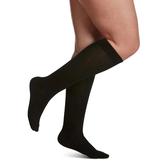 Sigvaris Knee High Casual Cotton Compression Women 15-20mmHg black - Okotoks HC Pharmacy